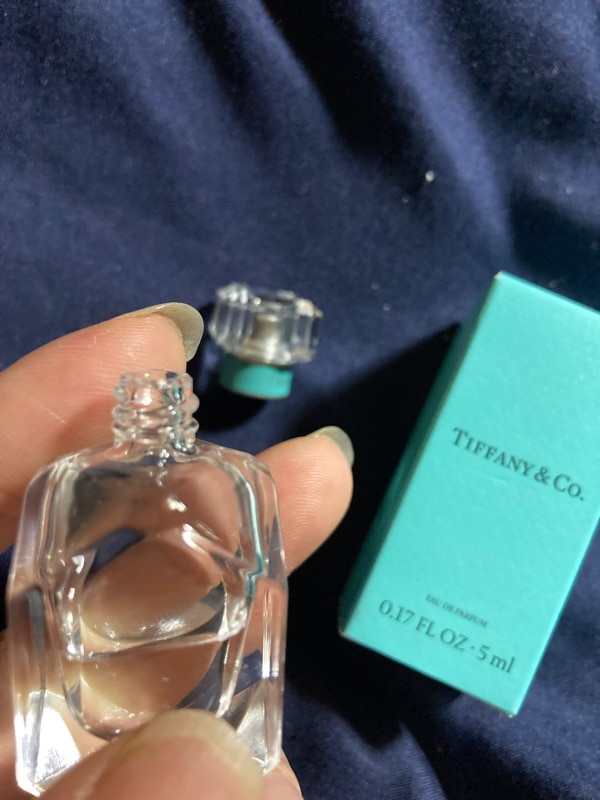 Tiffany 香水ミニチュアセット TIFFANY & Co EDP&ローズゴールドEDP ミニチュア2本セット