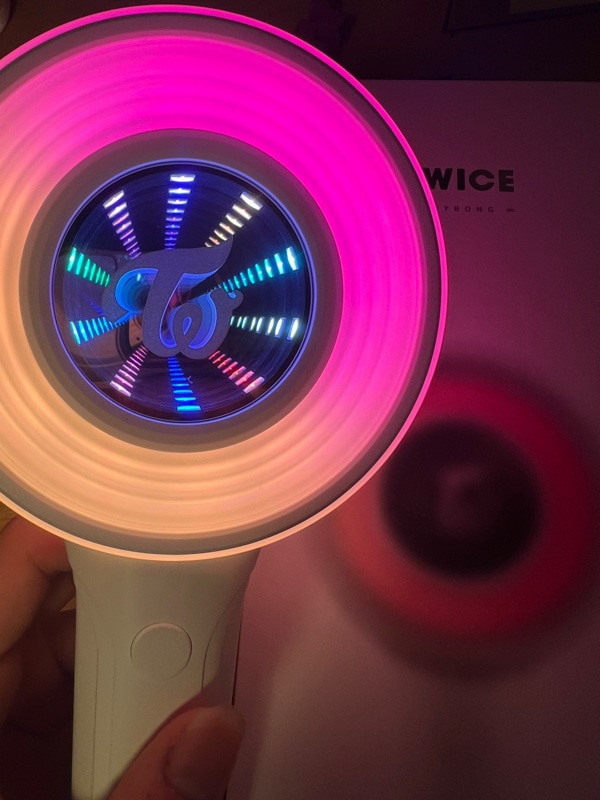 Qoo10] JYP Entertainment [公式] JYP ペンライト LIGHT : KPOP