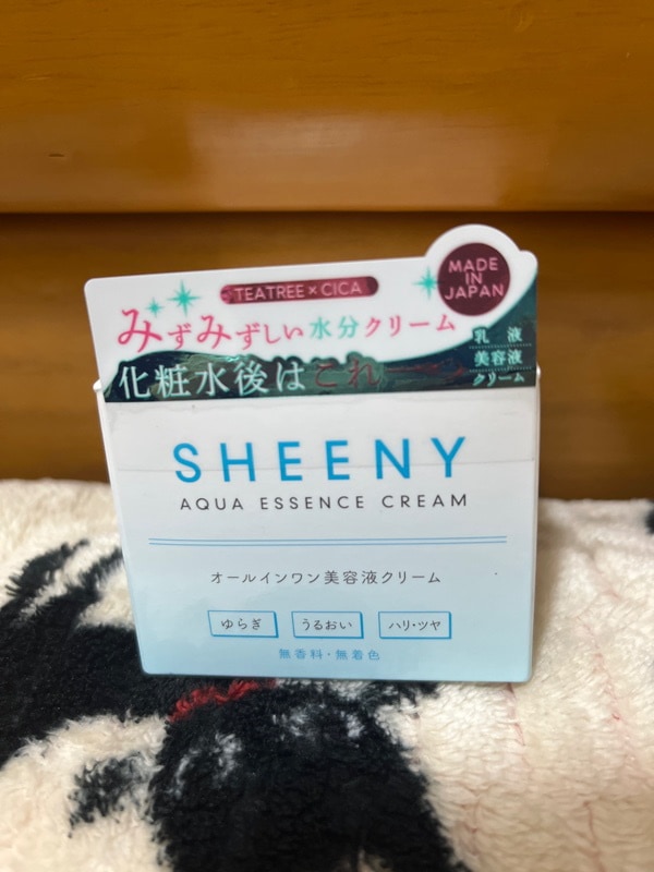 シガイア　水分クリーム　新品未開封　２個 明色化粧品 DETクリア ブライト&ピール ピーリングジェリー 無