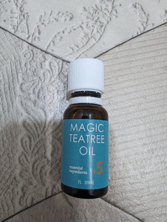 MAGIC TEATREEOILマジックティーツリーオイル4本 マジックティーツリーオイルでニキビケアはできる？正しい使い方
