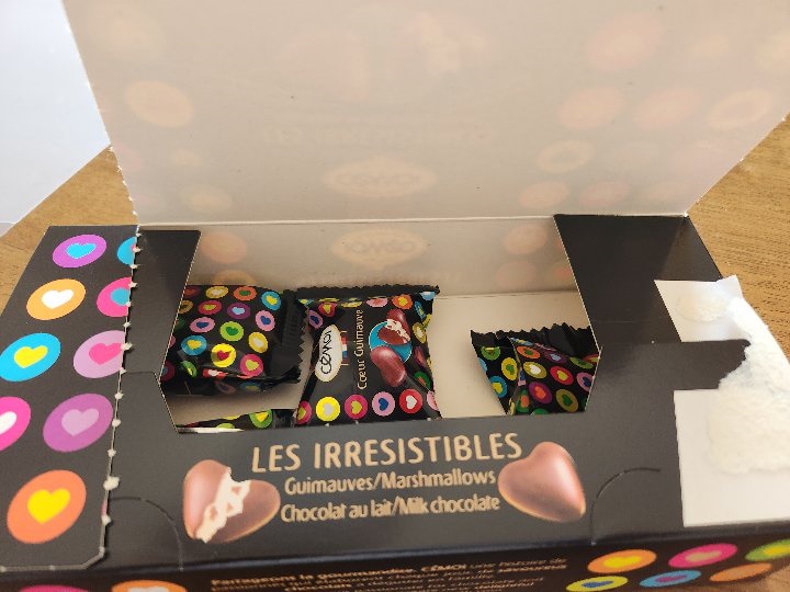 Qoo10] 【単品】セモア マシュマロハーツ 110 : 食品