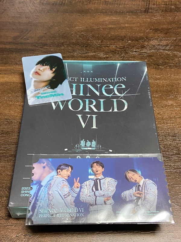 Qoo10] SHINee WORLD VI [PER : KPOP