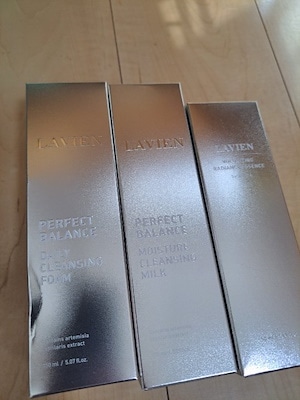 LAVIEN パーフェクトバランスモイスチャークレンジングミルク LAVIEN / パーフェクトバランス モイスチャークレンジングミルク