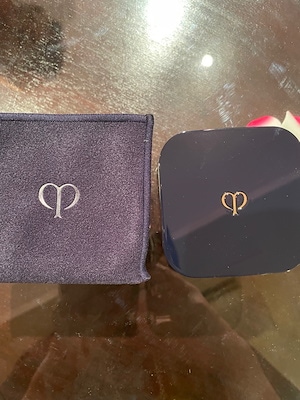 プードルコンパクトエサンシエルn