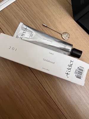 ソリッドパフューム [ネイキッドサンダルウッド 201], 30ml