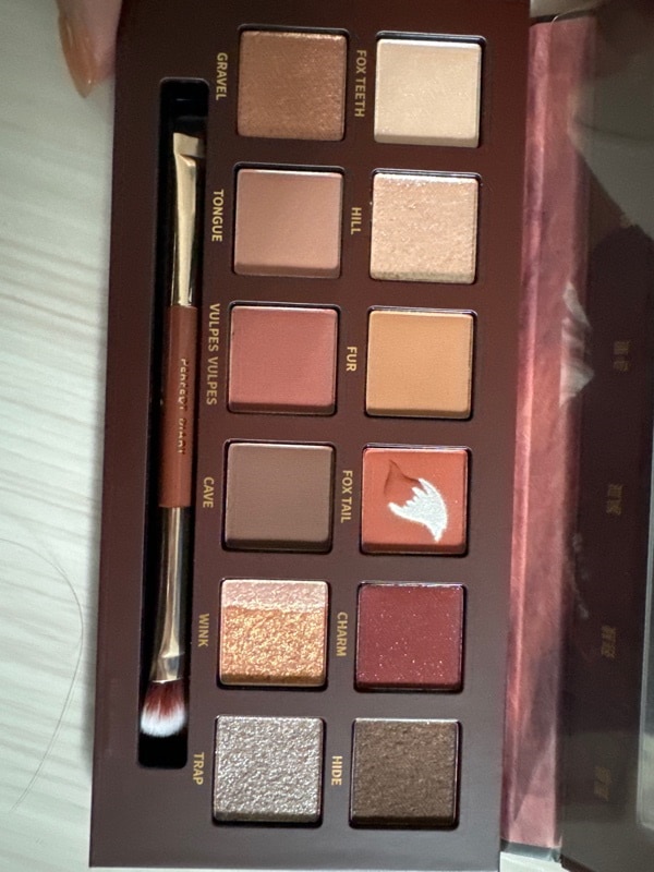 週末価格！！美品PERFECT DIARY アイシャドウパレット4個まとめ売り 週末価格！！美品PERFECT DIARY アイシャドウパレット4個まとめ