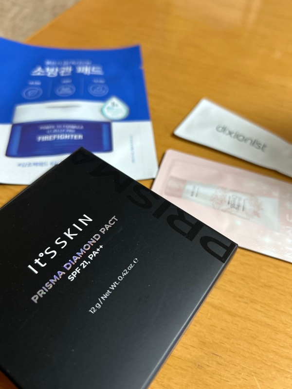 イッツスキン プリズマ ダイヤモンド パクト ファンデーション23号韓国コスメ イッツスキン プリズマ ダイヤモンドパクト（No.23 ナチュラル