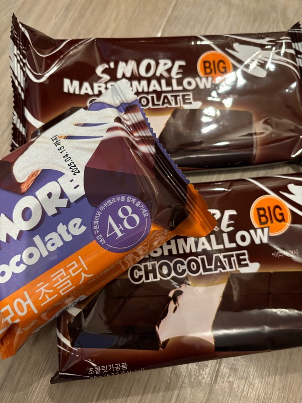 Qoo10] [1+1] スモアチョコマシュマロダーク : 食品