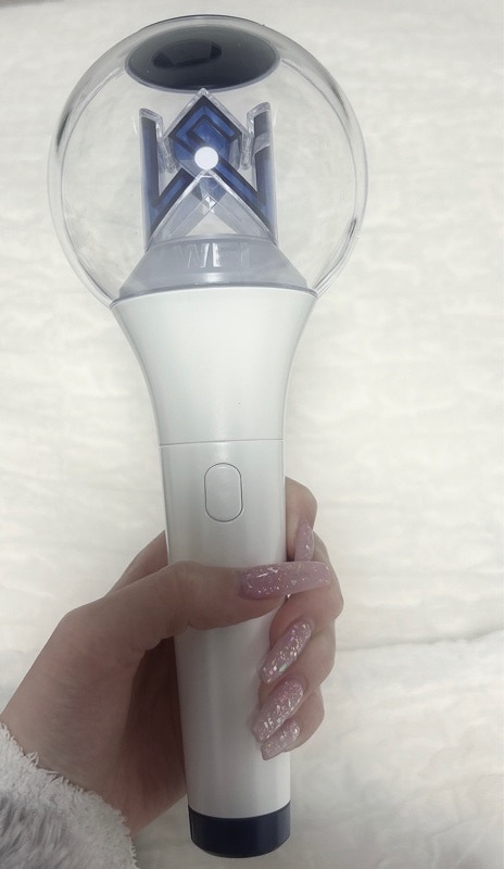WEi グッズ セット 新品ペンラ Amazon.co.jp: WEi - OFFICIAL LIGHT STICK ウィアイ 公式ペン