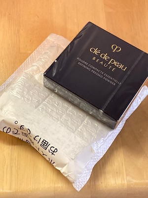 プードルコンパクトエサンシエルn