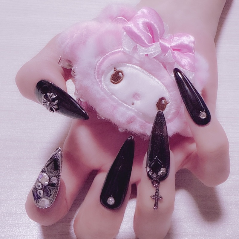 透 ネイルチップ ✮ Customer order 👻 🍭 NIJISANJI Halloween2024 ： 椎名唯華
