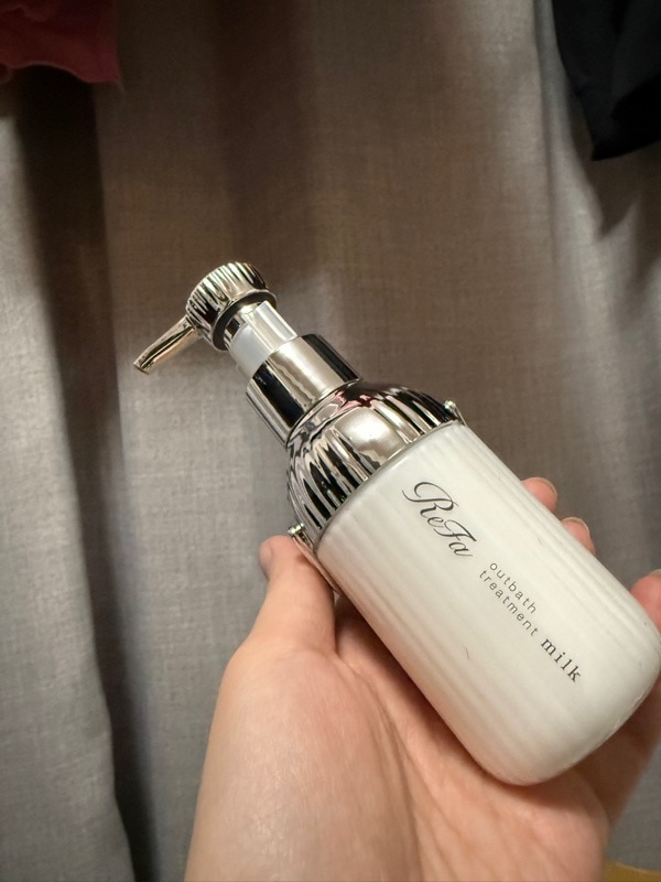ReFa ミルクプロテインアウトバストリートメント100g リファ ミルクプロテインアウトバストリートメント ピンク
