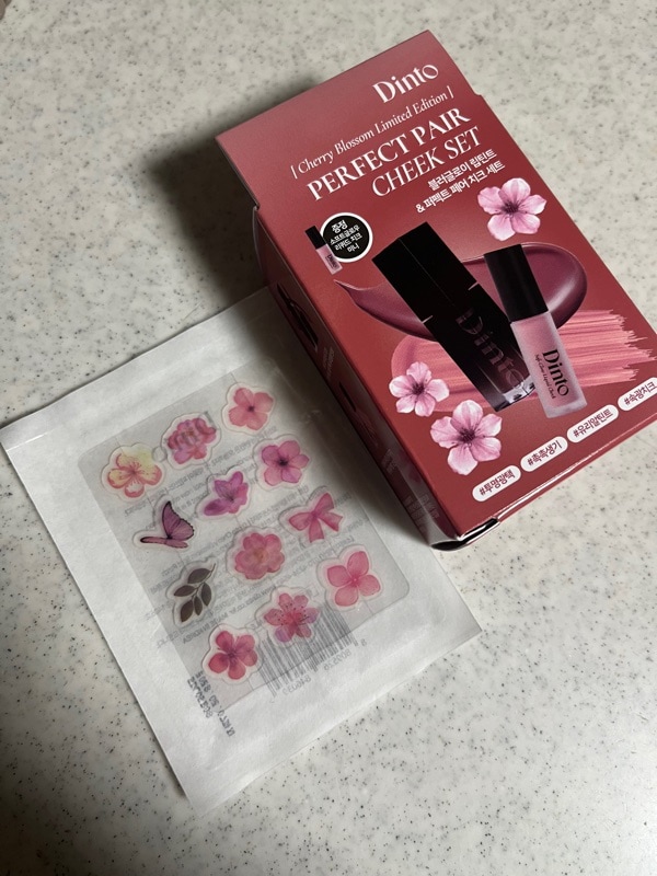 桜エディション]ブラーグロウイリップティント＆ペアチーク