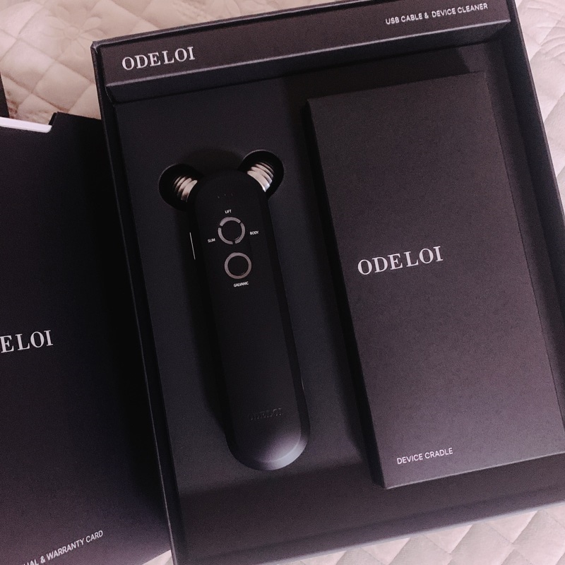 ODELOI 美顔器 ブラック Qoo10] ODELOI オドロイ チタンショット 中周波 美顔器