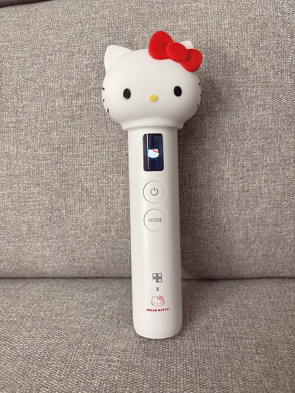 メディキューブ HELLO KITTYエディション　ブースタープロ Medicube Age-R Booster Pro Hello Kitty Edition / Medicube