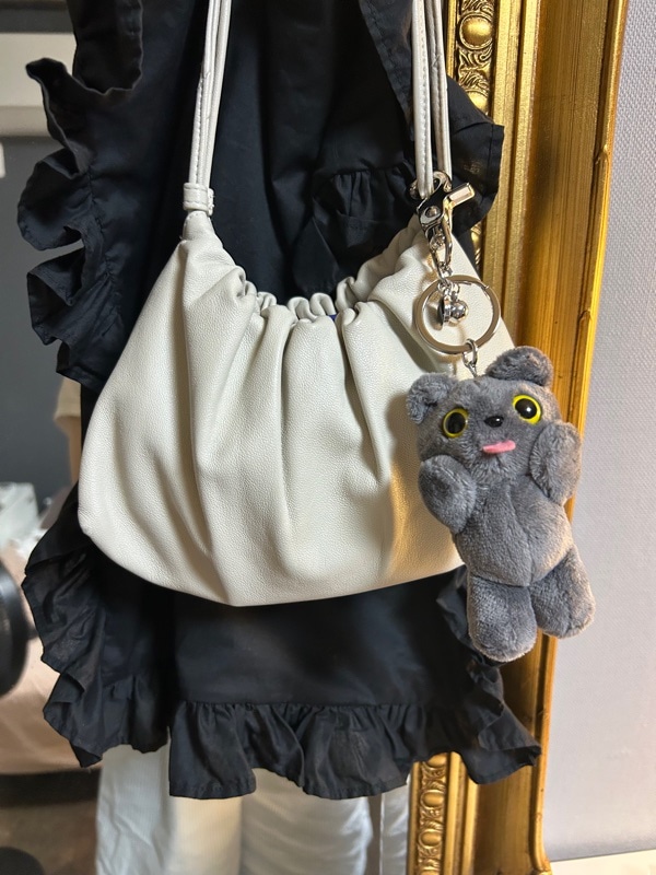 comfort seoul キーホルダー グクテテ着用 Qoo10 コンフォート 【COMFORT】 MUNK キーホルダ