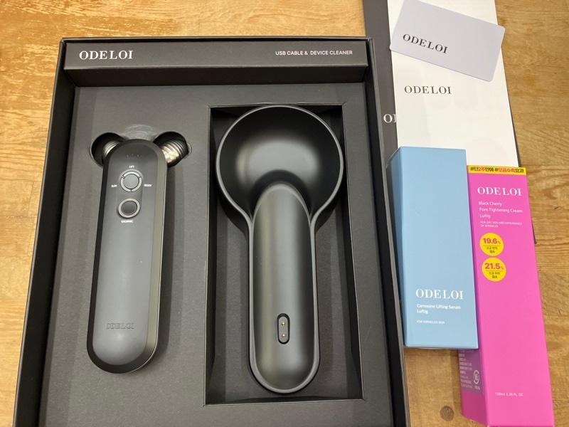 ODELOI オドロイ チタンショット 中周波美顔器 ガルバニック フェイシャル Qoo10] ODELOI オドロイ チタンショット 中周波 美顔器