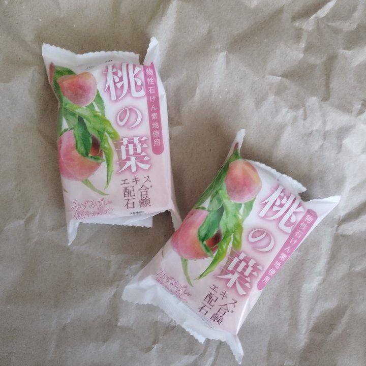 Qoo10] ペリカン石鹸 モイスチャーソープ3 桃の葉 75g