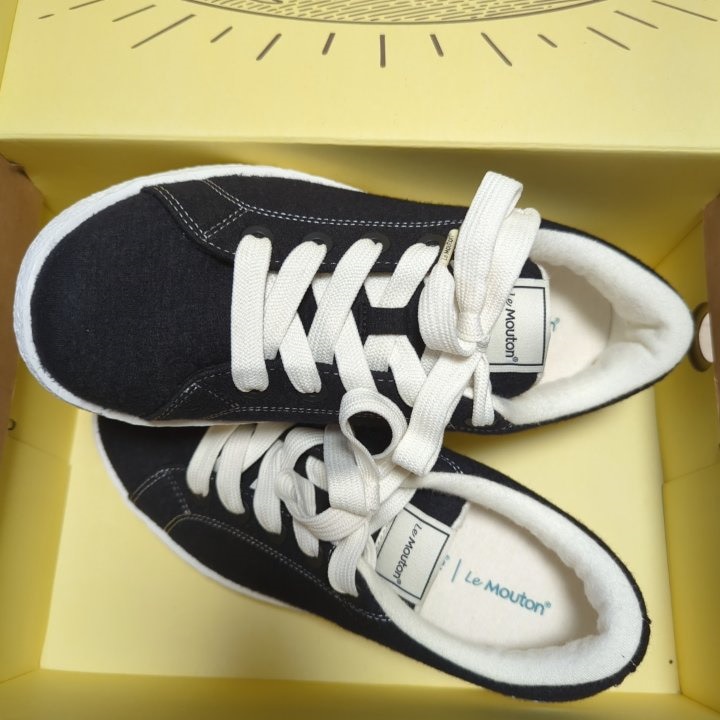 Qoo10 le mouton バディ 軽い メリノ ウール 靴 ロゴ