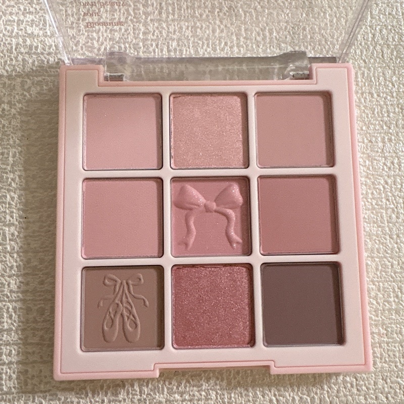 Qoo10] デイジーク アイシャドウパレット (全29種)