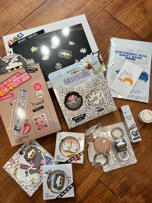 Rom&nd ZO&FRIENDS ZOA 3点 Qoo10] ロムアンド rom&nd X ZO&FRIENDS