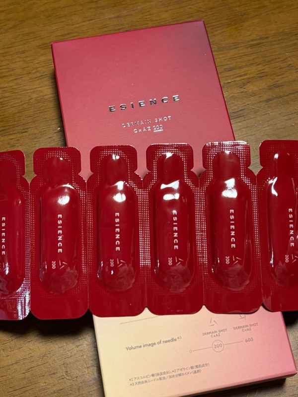 Qoo10] ESIENCE 【新発売】生 ビタミンC × ニードル