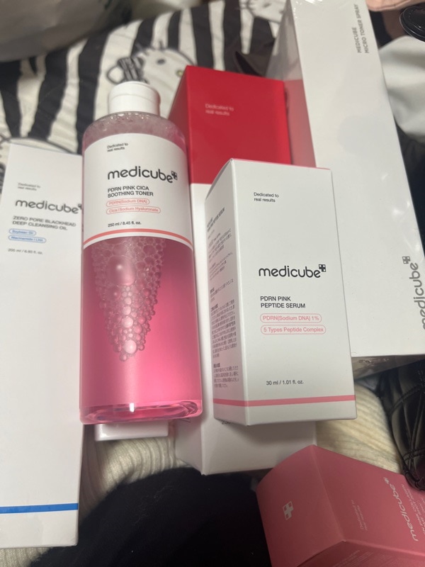 Qoo10] メディキューブ 【公式正品】 レッドクリアカプセルボディ