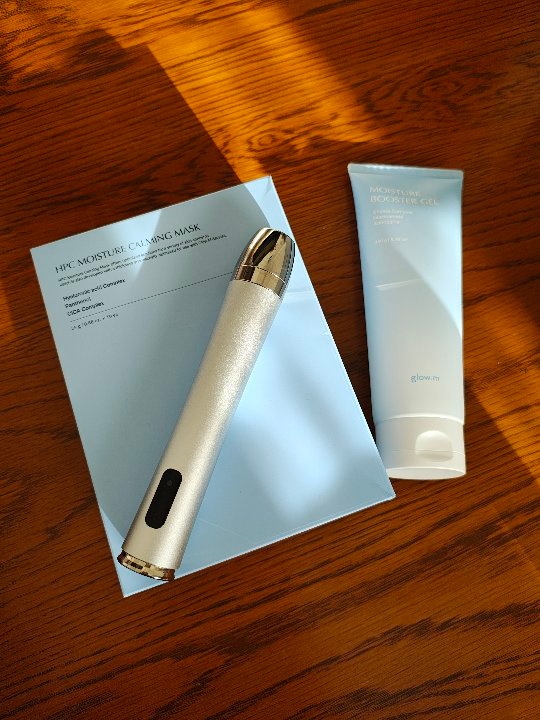 Qoo10] Glow.M 【プレミアムエステ体験】ブースターソニッ