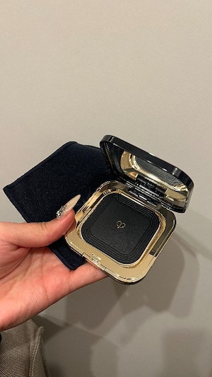 プードルコンパクトエサンシエルn