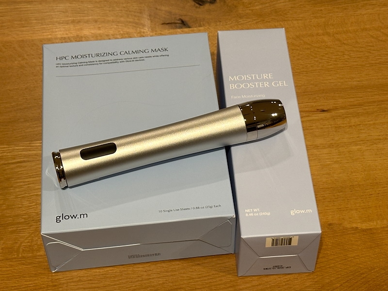Qoo10] Glow.M 【低刺激プレミアム美顔器】ブースターソニ