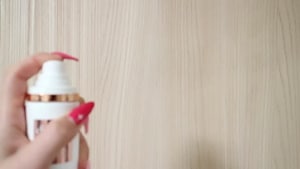 オールデイセラムメイクアップフィクサー, 80ml