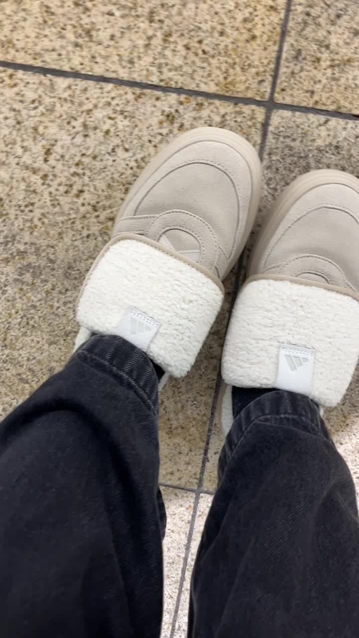 Qoo10 adidas GRAND COURT MULE ロゴ