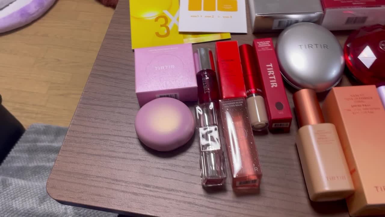 Qoo10] ティルティル 【初売り限定】【本品おまけ付き】垢抜け！