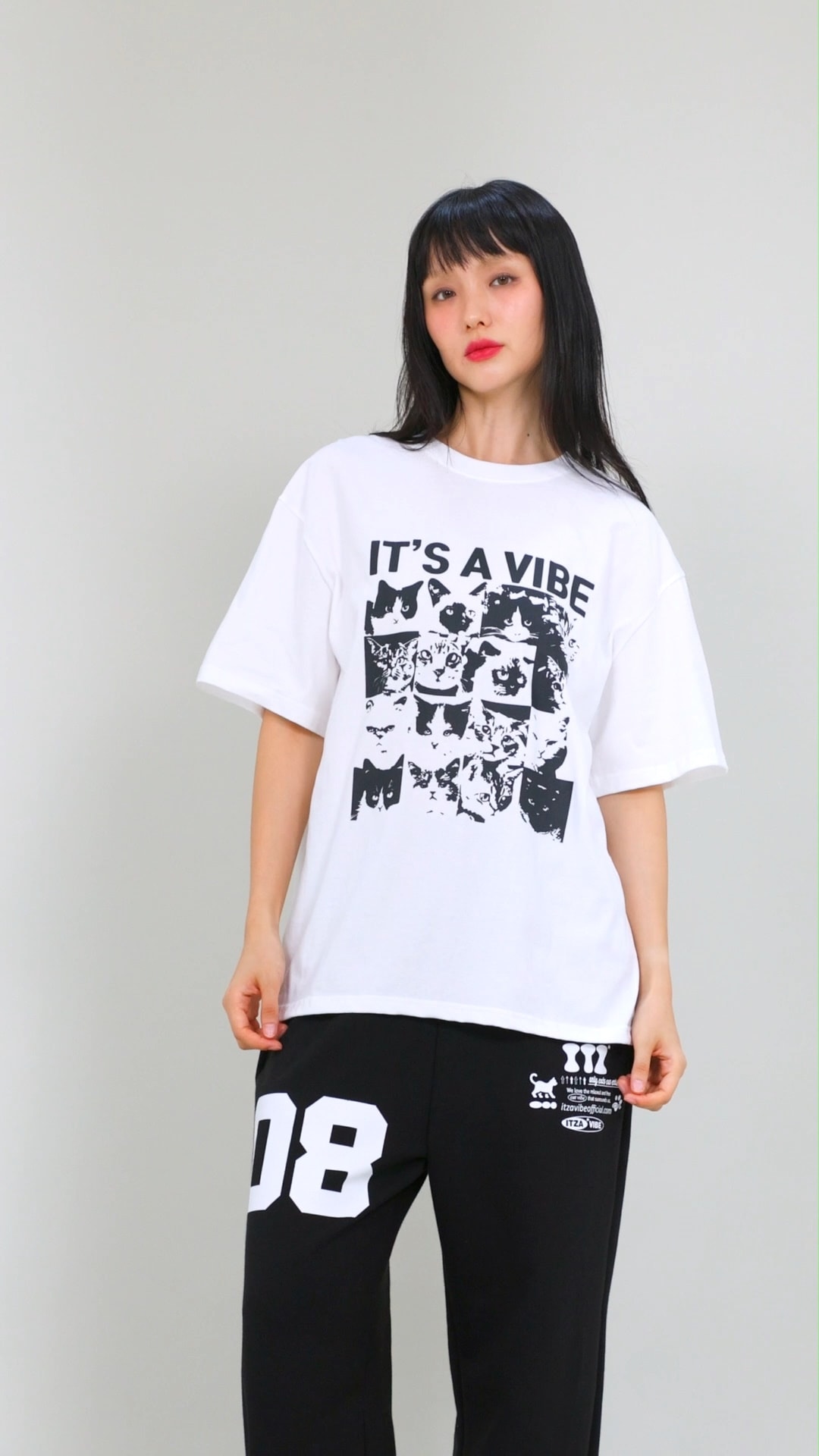 Tシャツ・カットソー ITZAVIBE MIX LOGO CROP T SHIRT 5BMR0060 MUSINSA | ITZAVIBE MIX LOGO CROP T SHIRT - WHITE