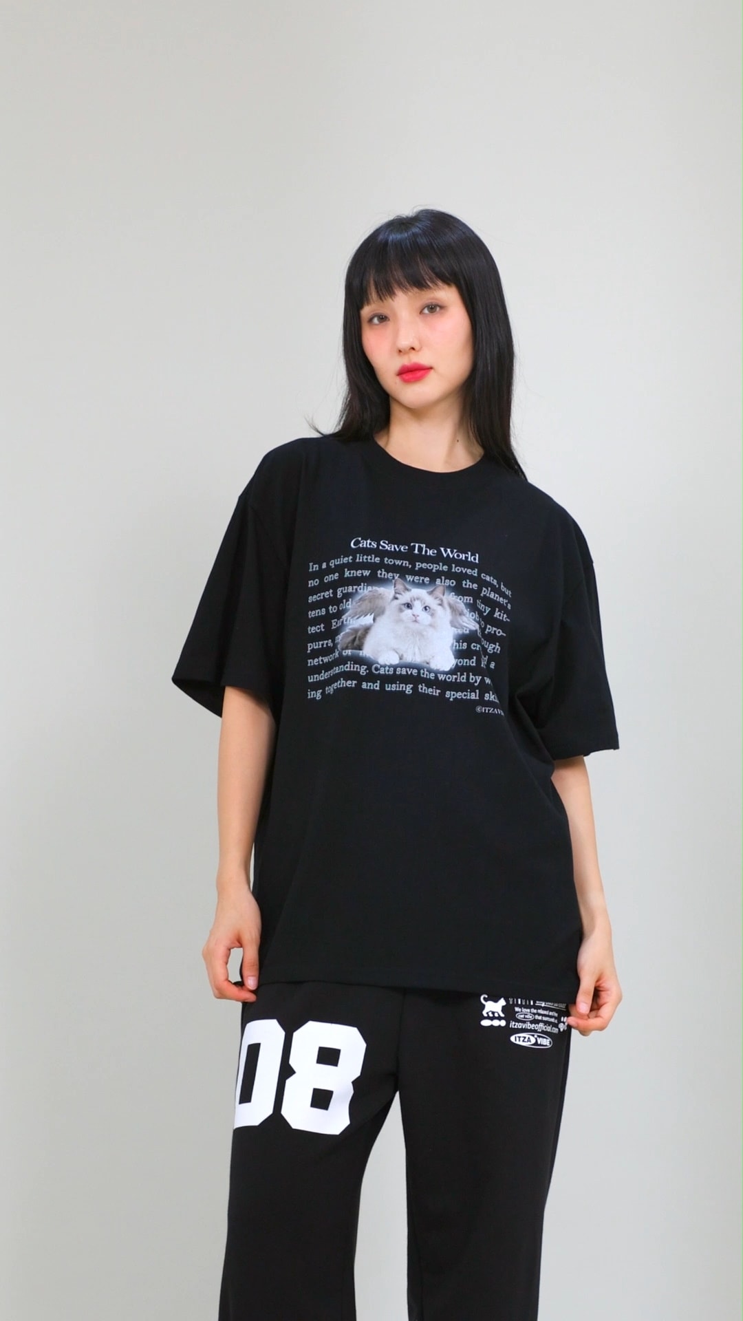 Qoo10 ITZAVIBE MIX LOGO CROP T 無地 半