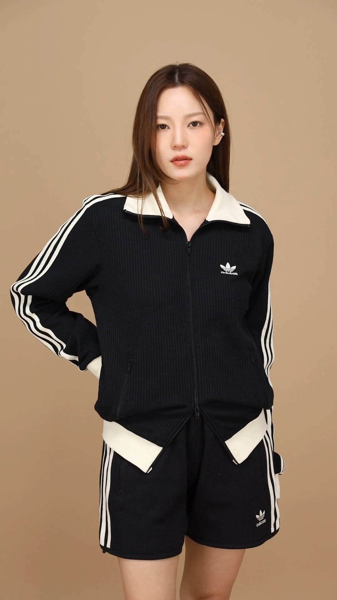 Qoo10 adidas ワッフル トラック ジャケット ミドル