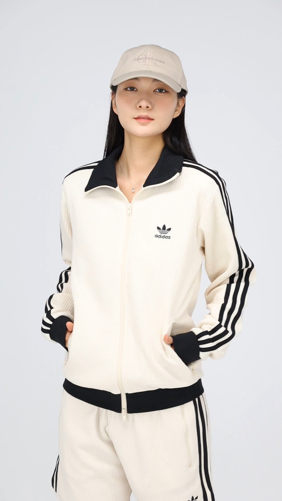 adidas - 正規品☆ adidas ワッフル トラックジャケット☆L
